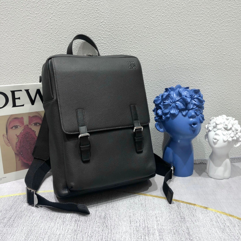Ziva's Charm handbag – side angle view (40cm*31cm*13cm)