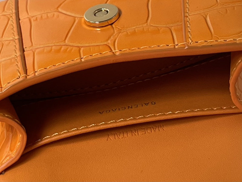 Zivas Charm Signature Style Statement Handbag (Considered Detail & Form) – Side Profile