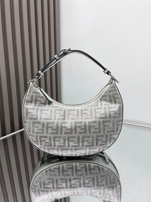 Ziva's Charm handbag – front view (16.5cm*14cm*5cm)