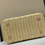  satchel interior and compartment view