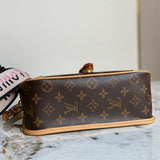  essential handbag styled with outfit