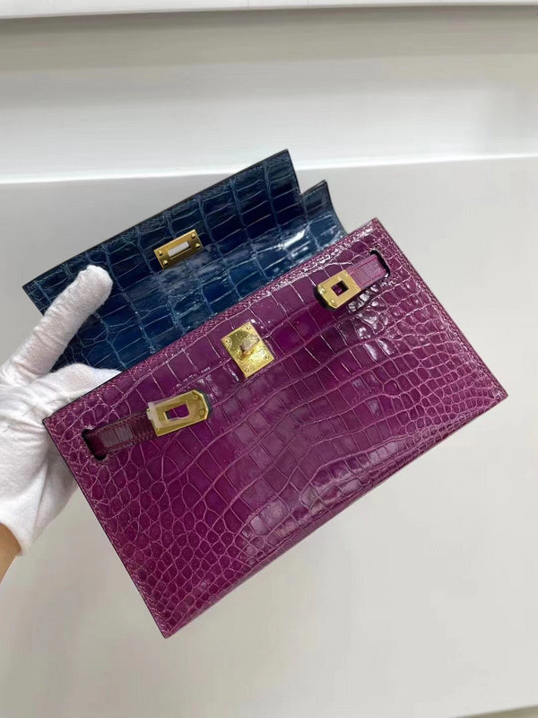 Side view of smart structured handbag