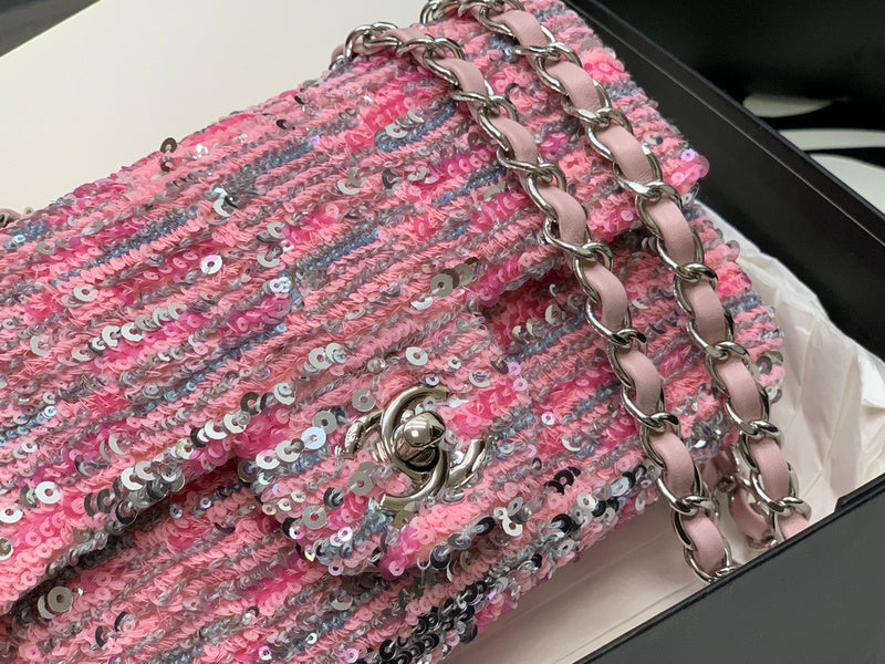 Ziva's Charm handbag – carry view (one versatile size)