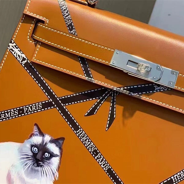 Close-up detail of balanced bag design