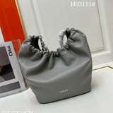 Ziva's Charm handbag – detail view (34cm*27cm*14cm)