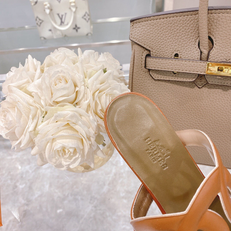 Hermès Nude Low-Top Sneakers - Back View