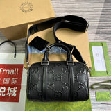 Side profile of statement modern women's handbag – women's everyday handbag