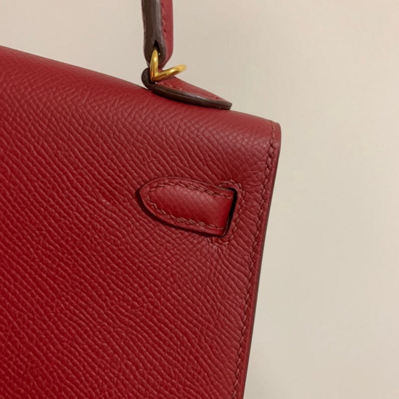 Smart bag shown from front angle
