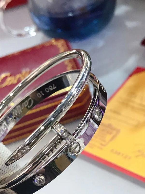Angled view of Cartier unisex jewelry piece