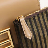 Ziva's Charm handbag – close-up view (Standard Size)