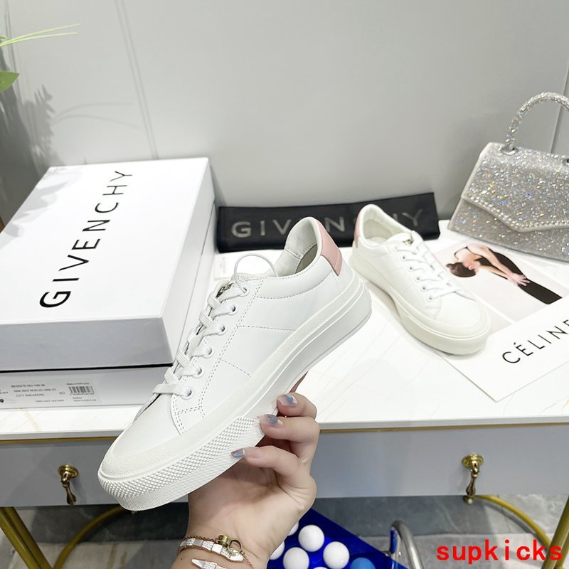 Givenchy shoes Style 053 - top view showing design
