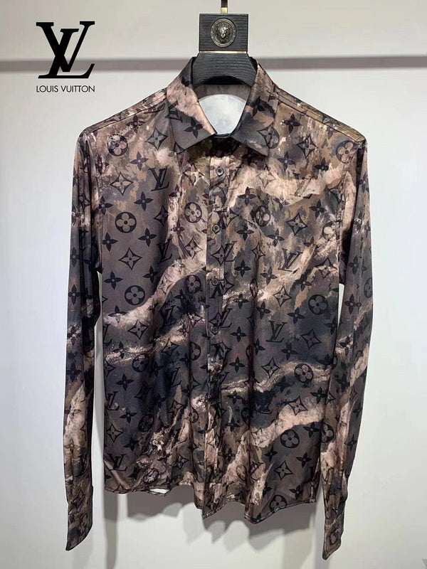 Back view of Louis Vuitton cotton t-shirt with signature branding