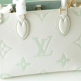  Minimalist tote bag front view 13