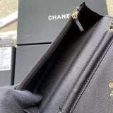 Zivas Charm Versatile Design Everyday Handbag (Structured Everyday Essential) – Close-Up Detail