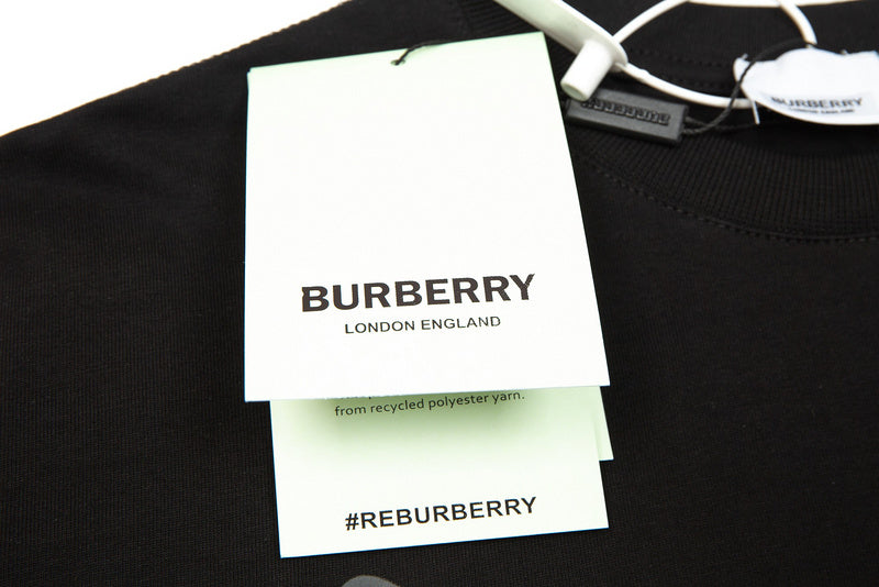 Styling view of Burberry luxury piece style No.332
