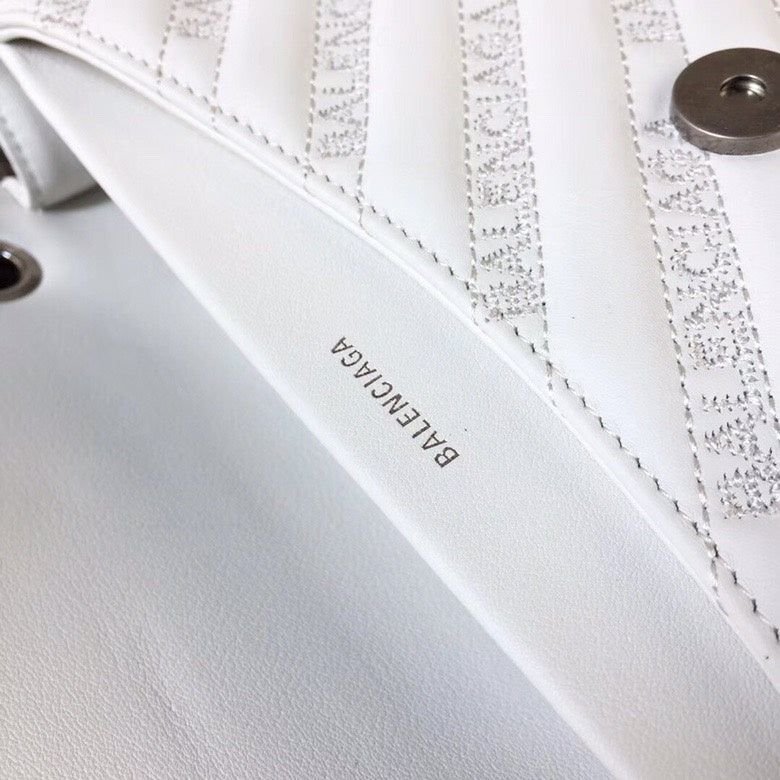 Contemporary Premium PU Leather Handbag - Everyday Elegance | Women's Statement Accessory #830 - texture close-up (image 9) of designer-inspired handbag