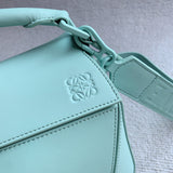 Ziva's Charm handbag – interior view (24cm*16cm*10cm)