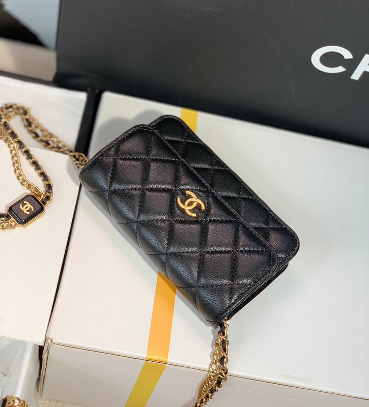  handbag, compact everyday style, image 6