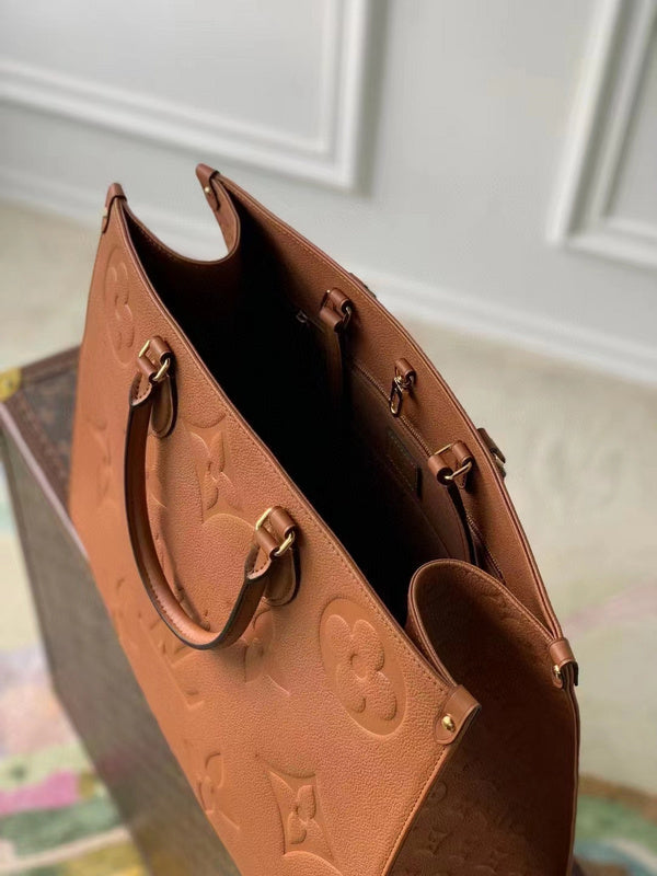 Back view of elevated modern women's handbag – women's everyday handbag
