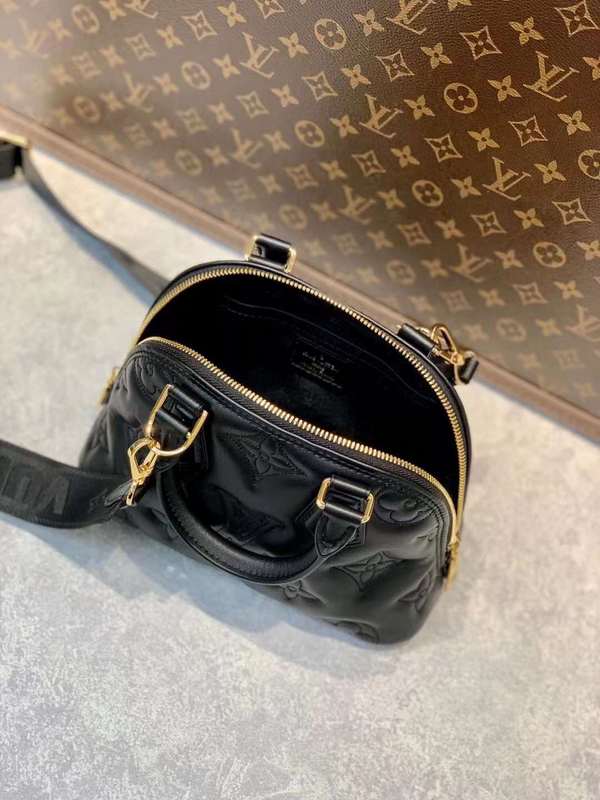 Close-up detail of elevated chic women's handbag – women's luxury accessory