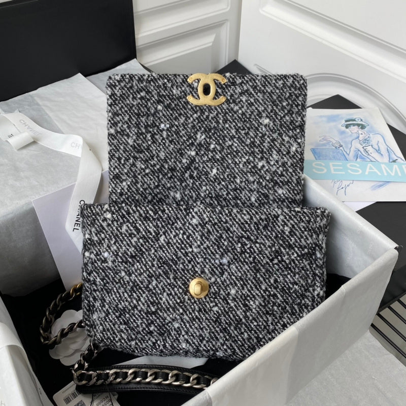  women's handbag, versatile design, view 9
