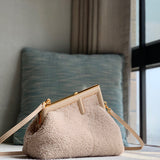 Ziva's Charm handbag – detail view (26cm*18cm*10cm)