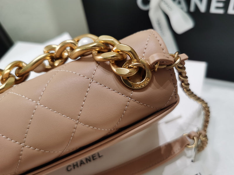  handbag, compact everyday style, image 6