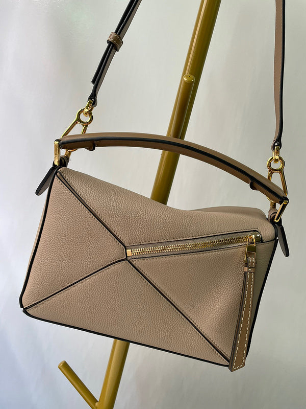 Ziva's Charm handbag – styled view (24cm*16.5cm*10.5cm)