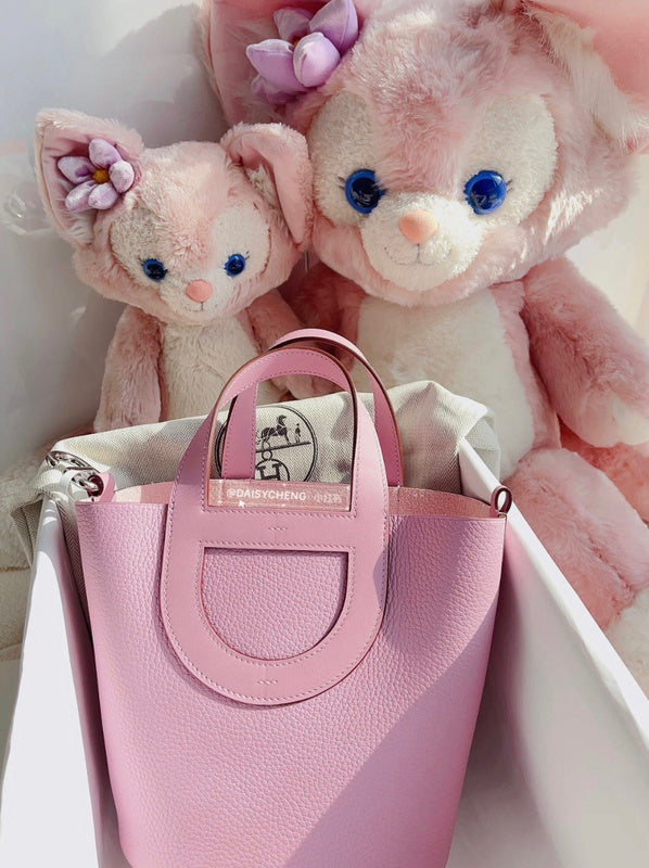 Balanced bag shown from front angle