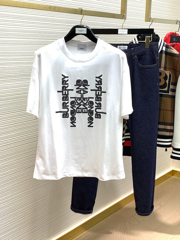 Front view of Burberry luxury piece style No.352