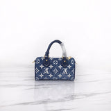 Close-up detail of classic modern women's handbag – women's luxury accessory