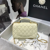  versatile purse view 10