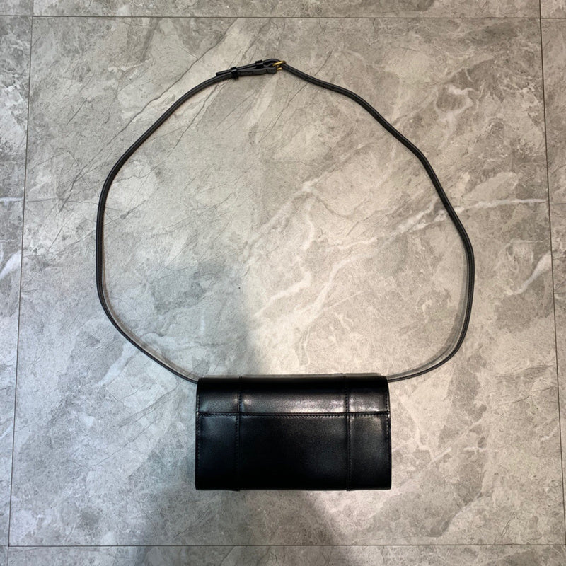 Timeless Premium PU Leather Handbag - Sleek Minimalist Lines | Women's Premium Handbag #1041 - close-up detail shot (image 3) of designer-inspired handbag