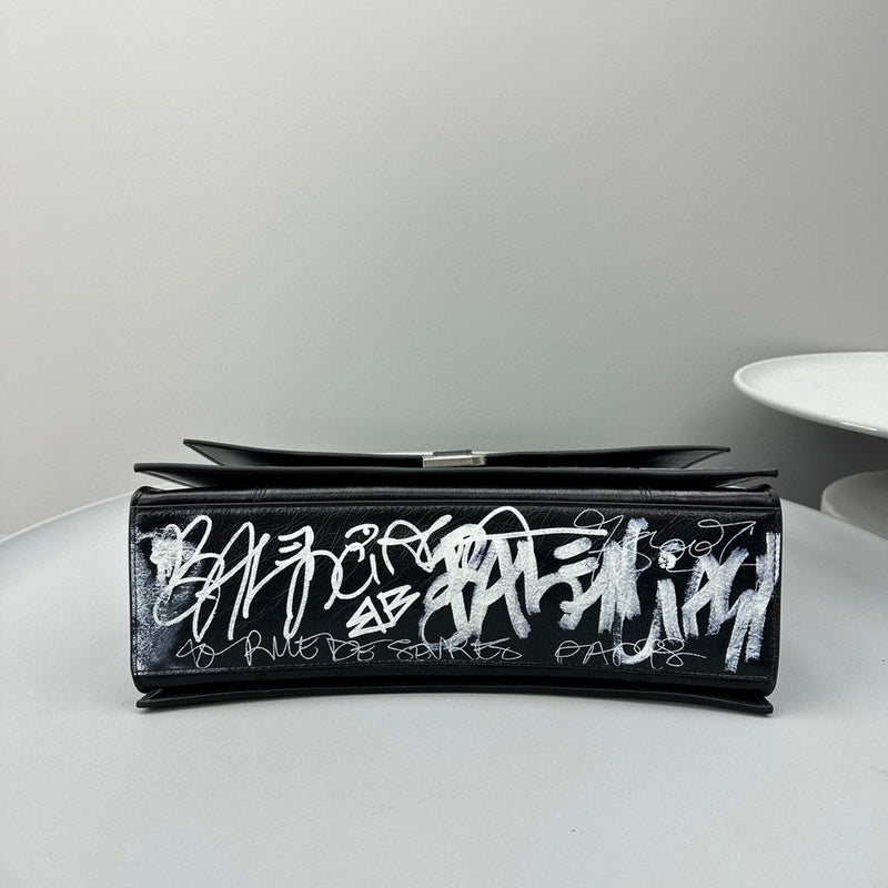 Zivas Charm Refined Structure Fashion Handbag (Refined Modern Silhouette) – Back View