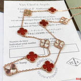 Side view of Van Cleef & Arpels unisex jewelry piece