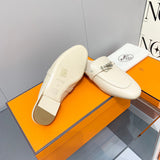 Hermès White Flat Thong Sandals - Toe Detail View