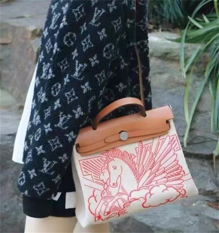 Sophisticated handbag styled for everyday wear