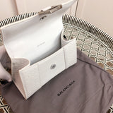 Front view of everyday-luxe premium women's handbag – women's premium purse