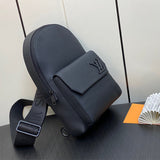  Chic carryall bag carried on shoulder 10