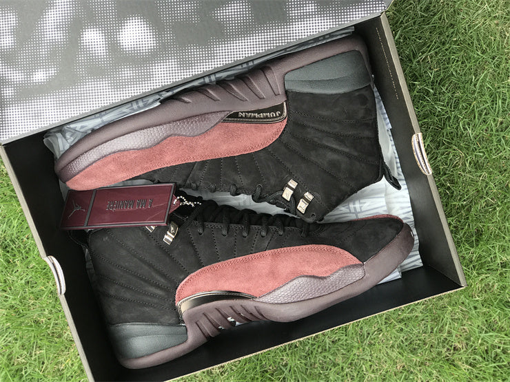 Nike all-black luxury sneakers view 7 heritage-inspired look