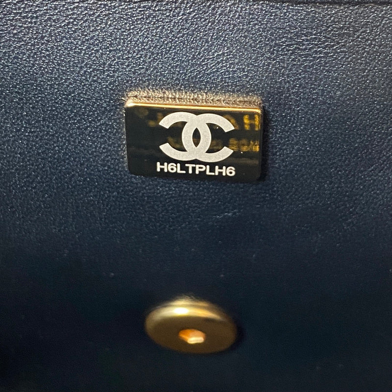  mid purse view 10