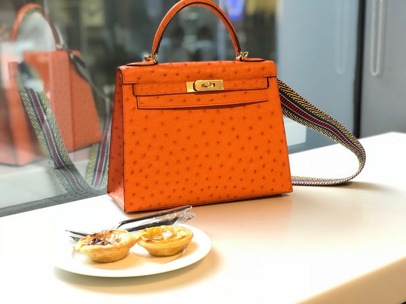 Close-up detail of effortless bag design