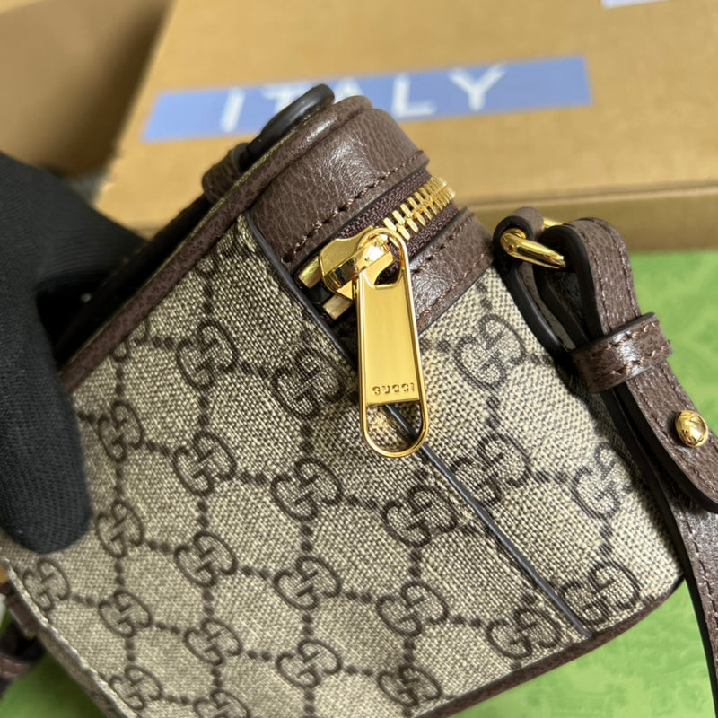 Close-up detail of everyday-luxe classic women's handbag – women's premium purse
