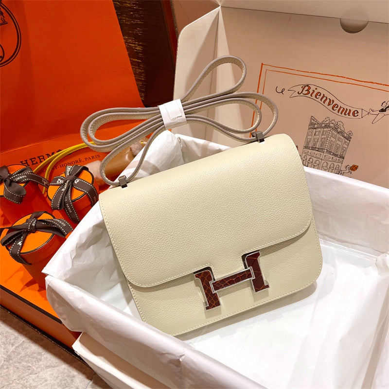  top-handle bag interior and compartment view 9