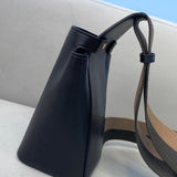 Ziva's Charm handbag – product shot (12cm*10cm*19cm)