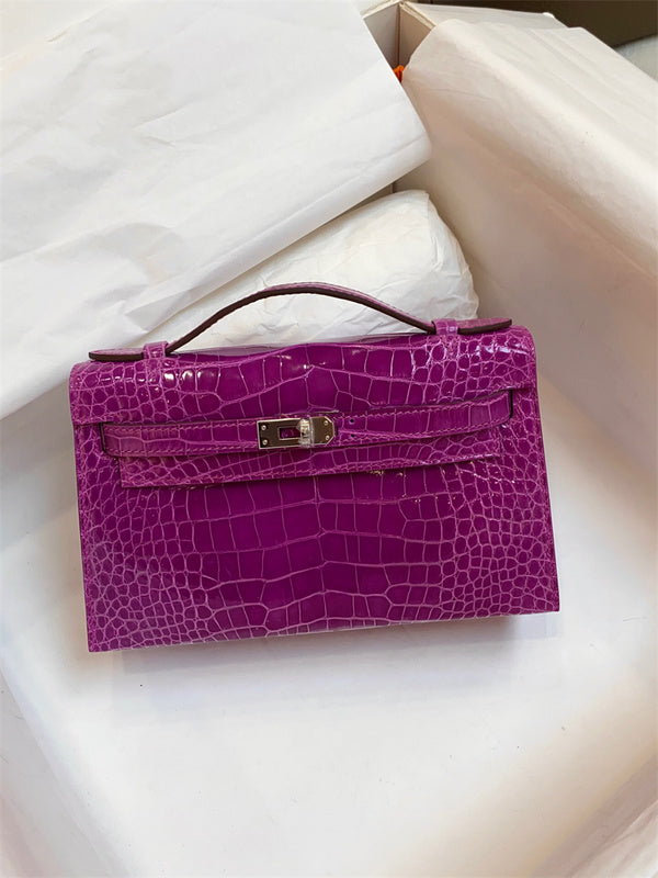  carryall bag interior and compartment view 45