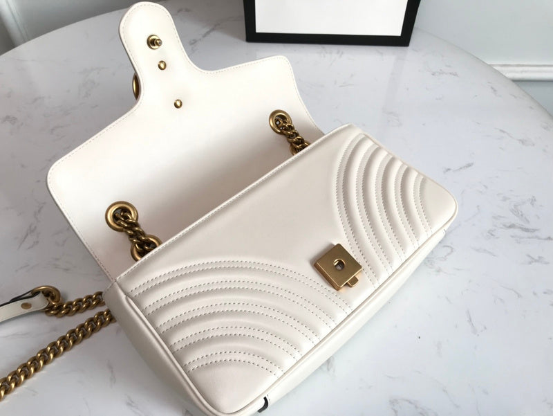 Interior view of everyday-luxe signature women's handbag – women's everyday handbag