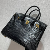  minimalist tote bag detail view showing craftsmanship 8