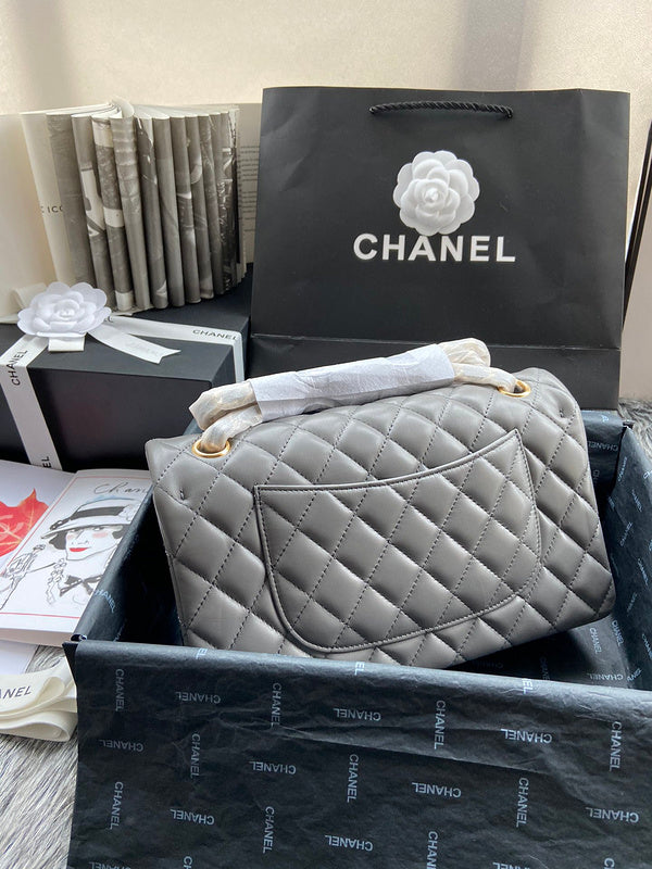  mid purse view 9