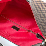 Close-up detail of sleek everyday-luxe women's handbag – women's designer-style accessory